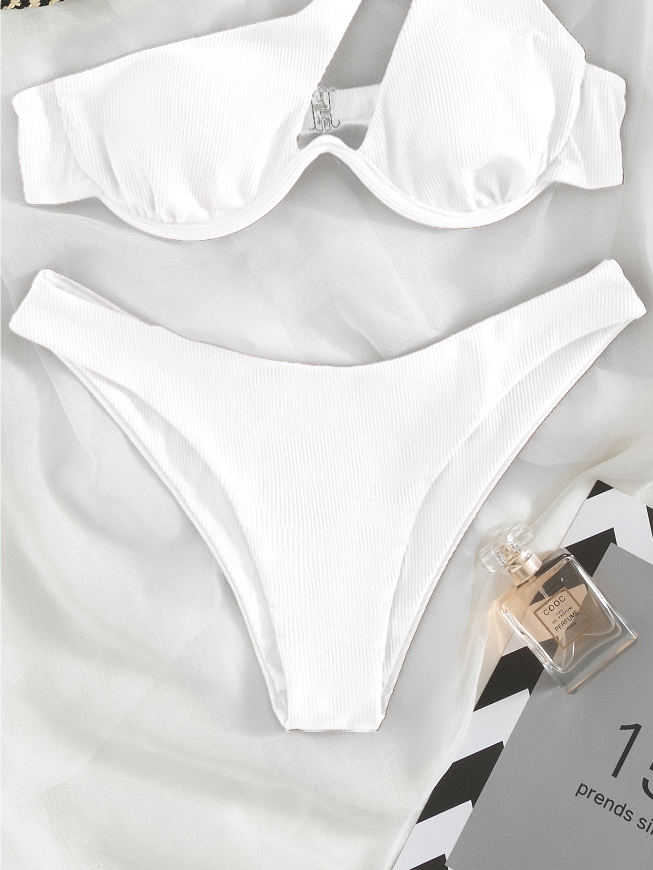 Tek Omuzlu Yarık Bikini