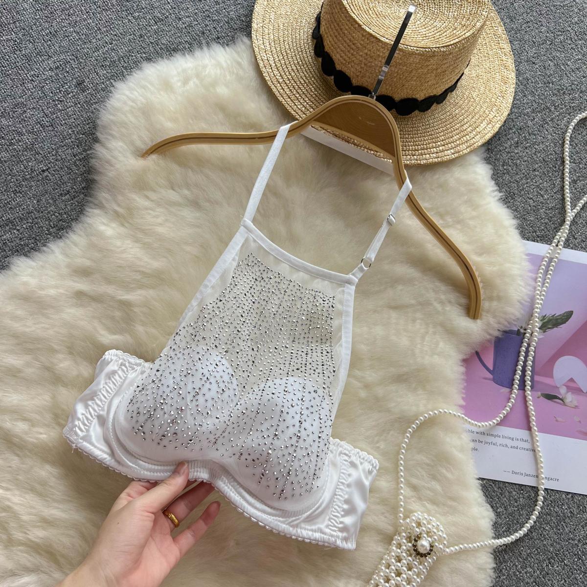 Taşlarla Süslenmiş Kısa Halter Üst