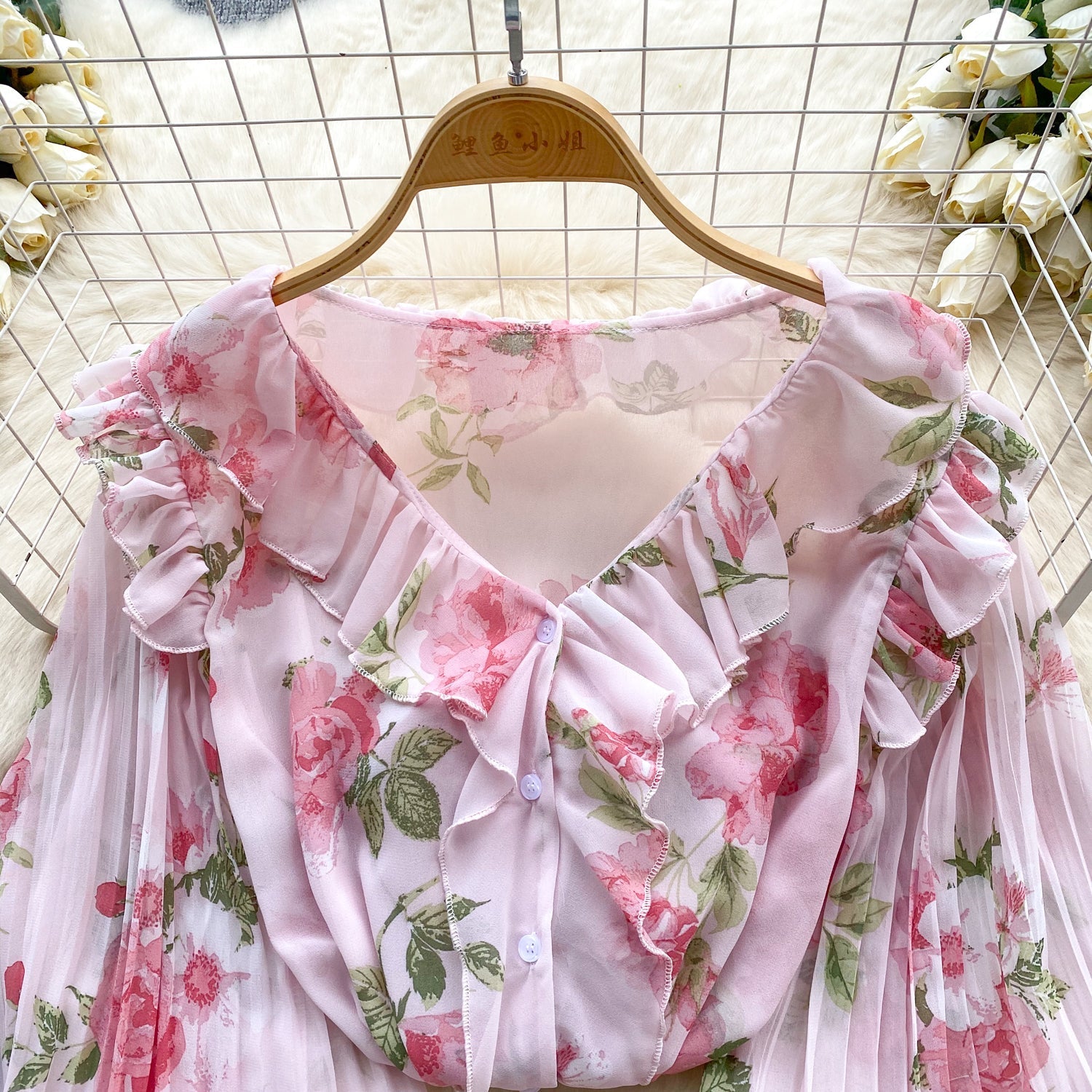 Tatlı Ruffled Şifon Çiçekli Bluz