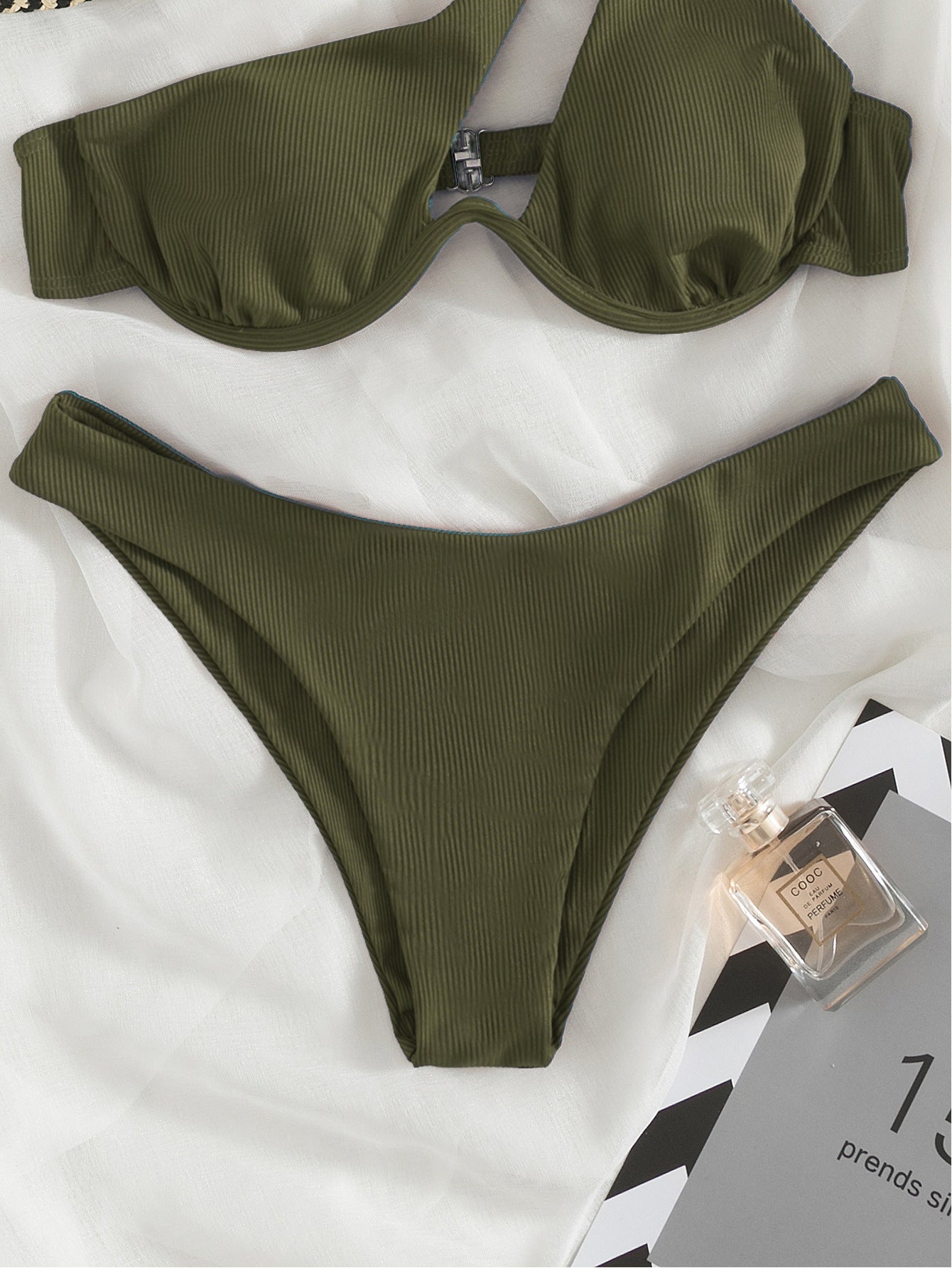 Tek Omuzlu Yarık Bikini
