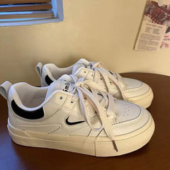 Kadın Mektupları Retro Kırmızı Stil Yükseltilmiş Rahat Spor Ayakkabılar