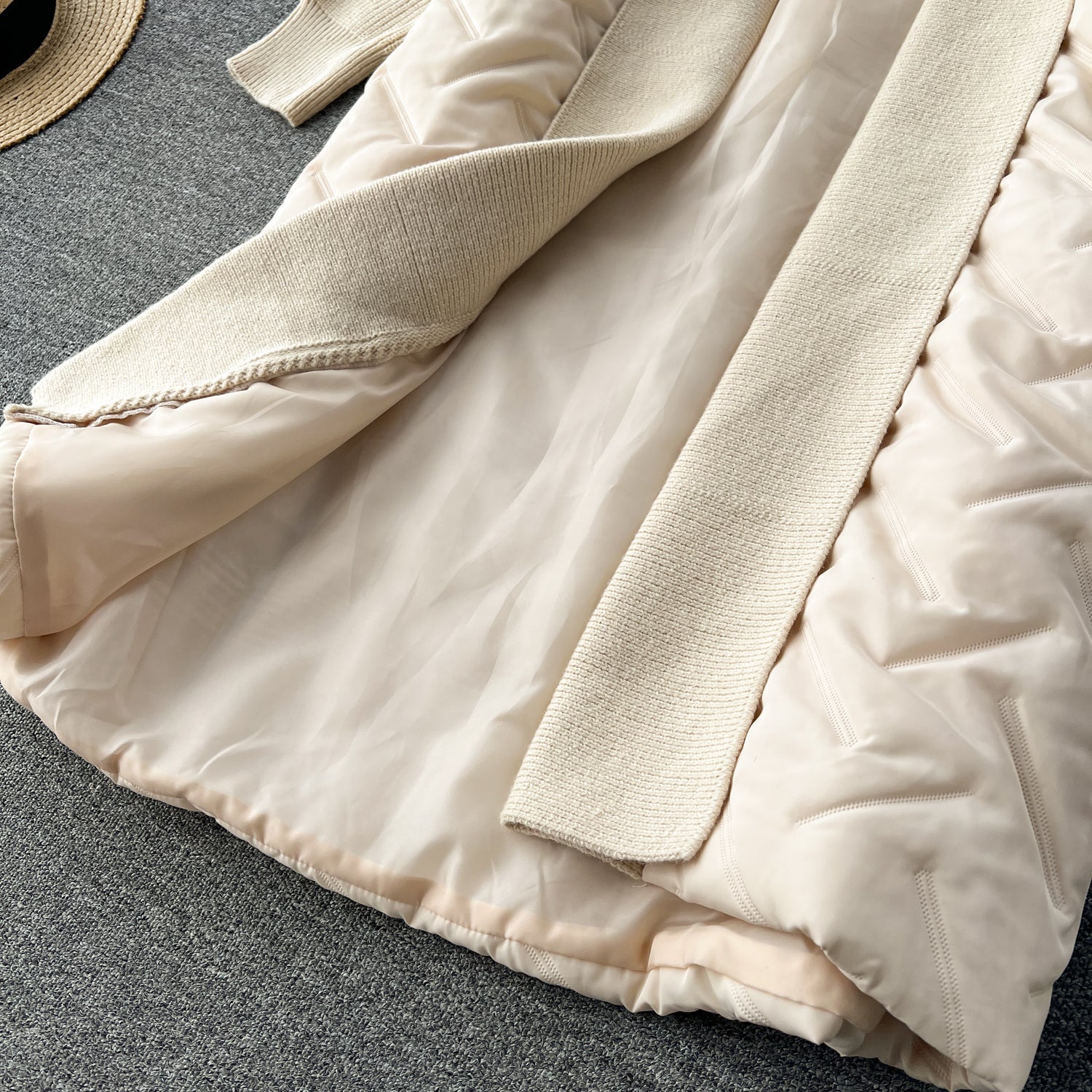 Diz Üstü Patchwork Yastıklı Hırka