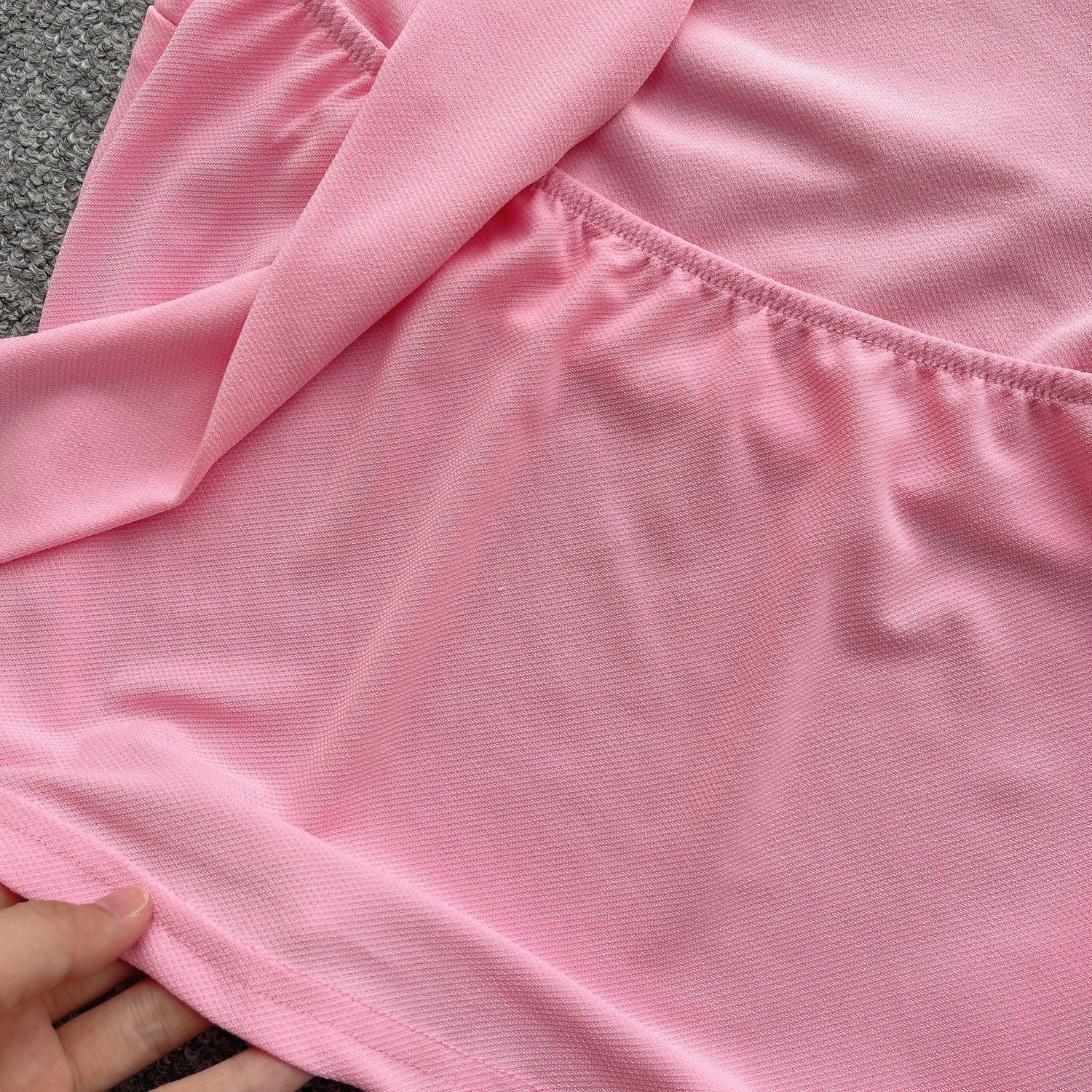 Niş Asimetrik Midriff Açık Halter Üst