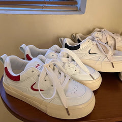 Kadın Mektupları Retro Kırmızı Stil Yükseltilmiş Rahat Spor Ayakkabılar