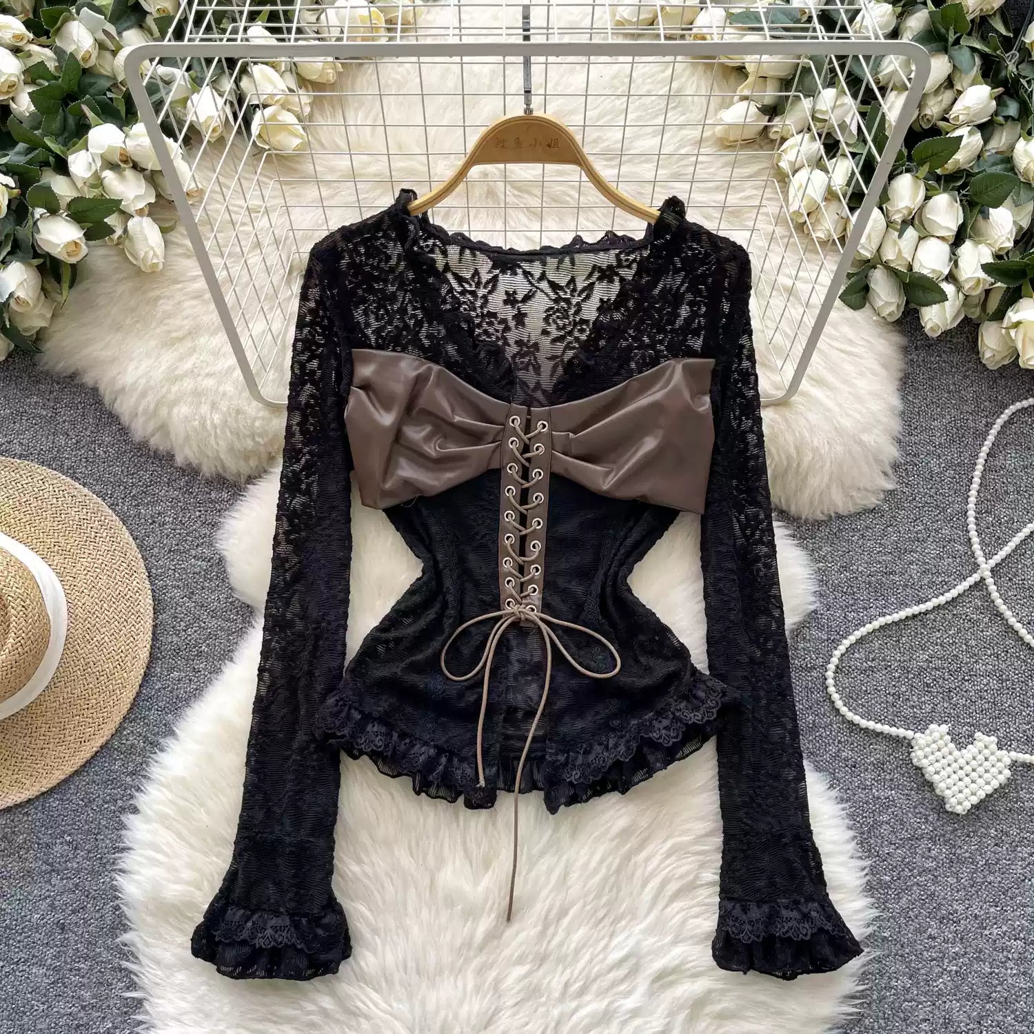 PU Fiyonk Patchwork Dantel Üst
