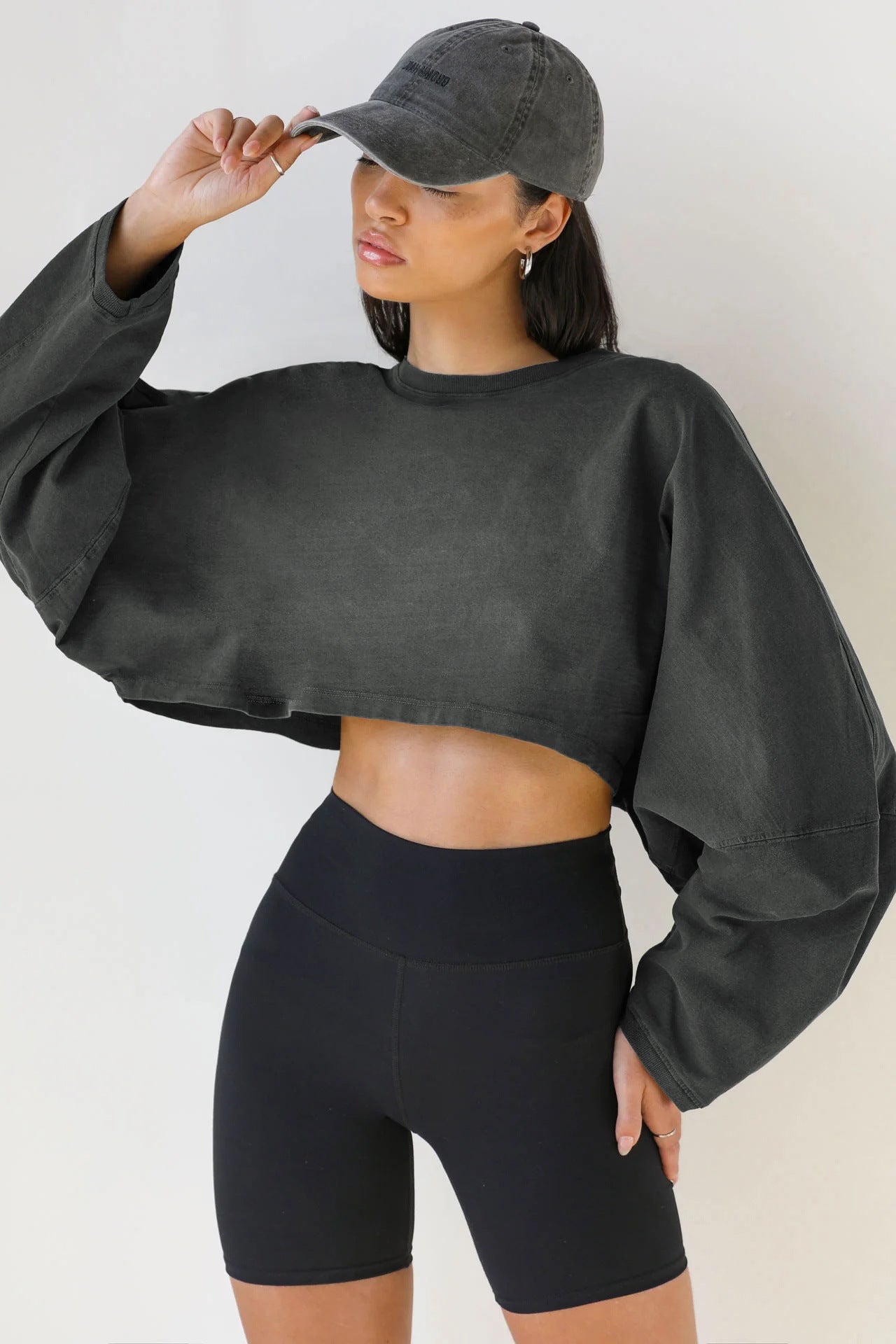Karın Açık Oversize Örgü Sweatshirt