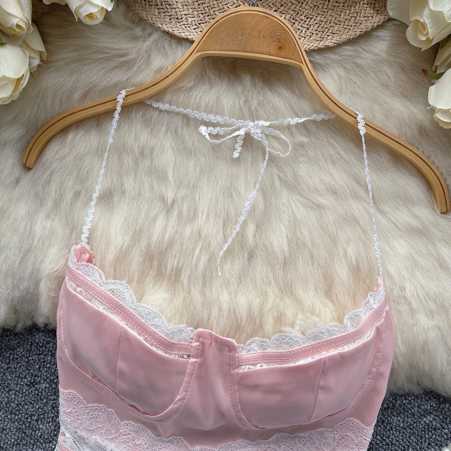 Sweetie Dantel Patchwork Halter Atlet