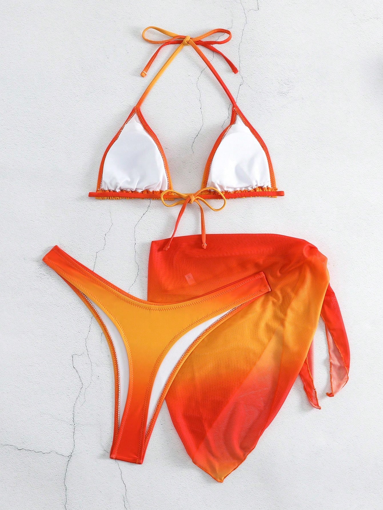 Üç Parça Soluk Renkli Mayo Ayrık Bikini