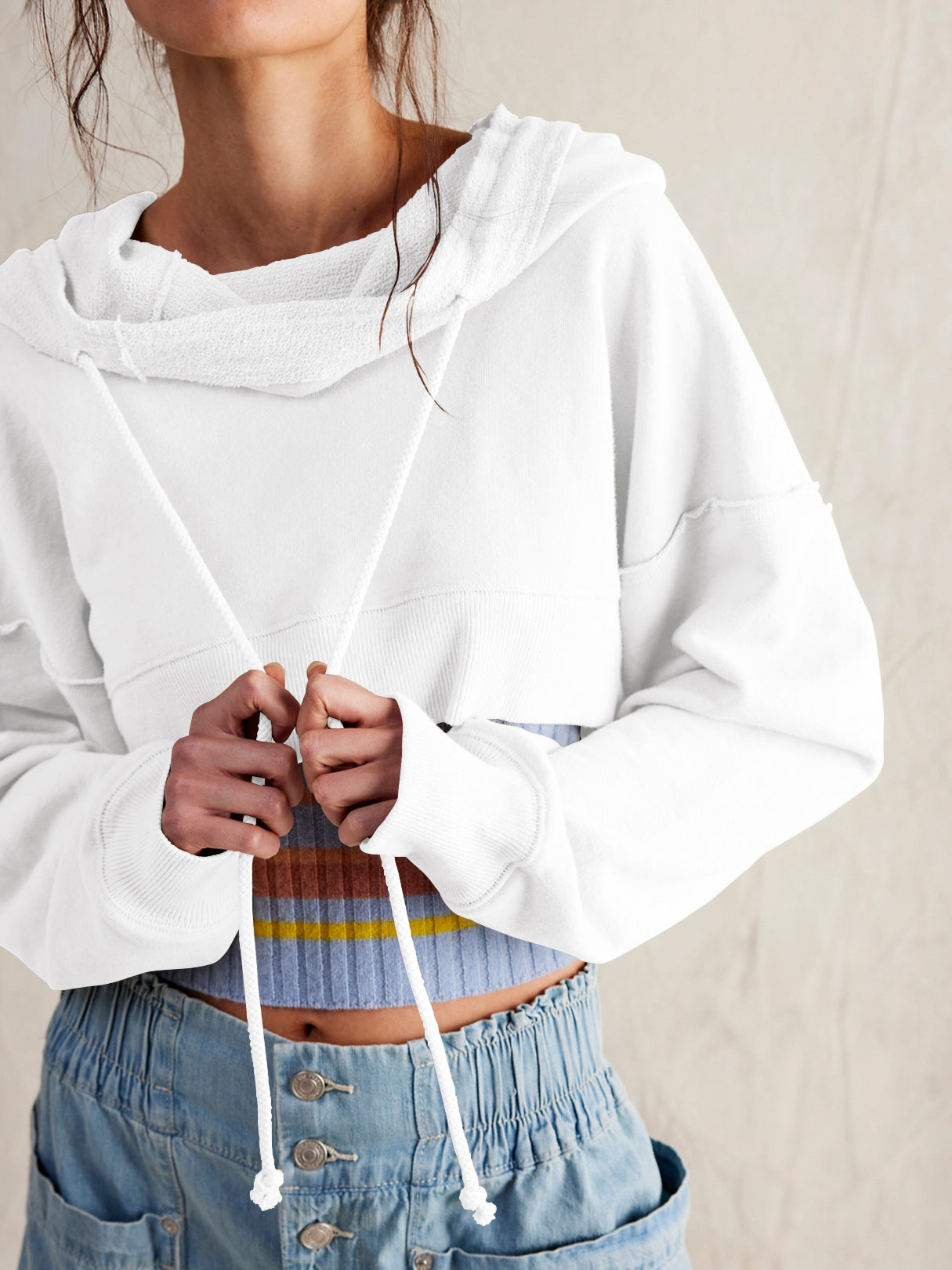 Drapeli Yaka Kısa Kapüşonlu Sweatshirt