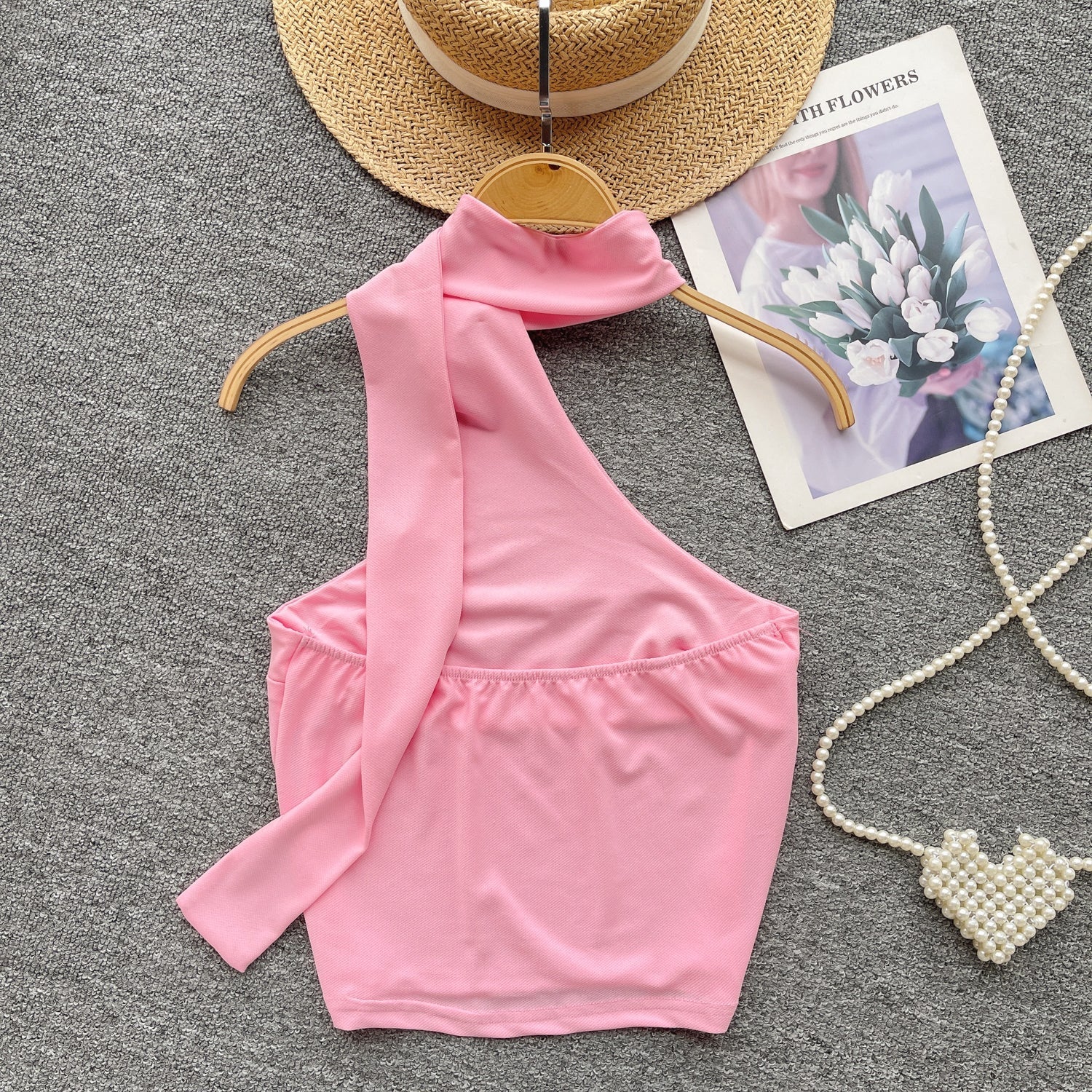 Niş Asimetrik Midriff Açık Halter Üst