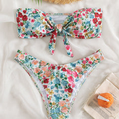 Çiçek Desenli Split Üçgen Spa Bikini