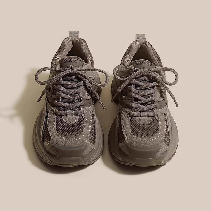 Kadınların Küçük Canavar Platform Baba Bahar Retro Sneaker'ları