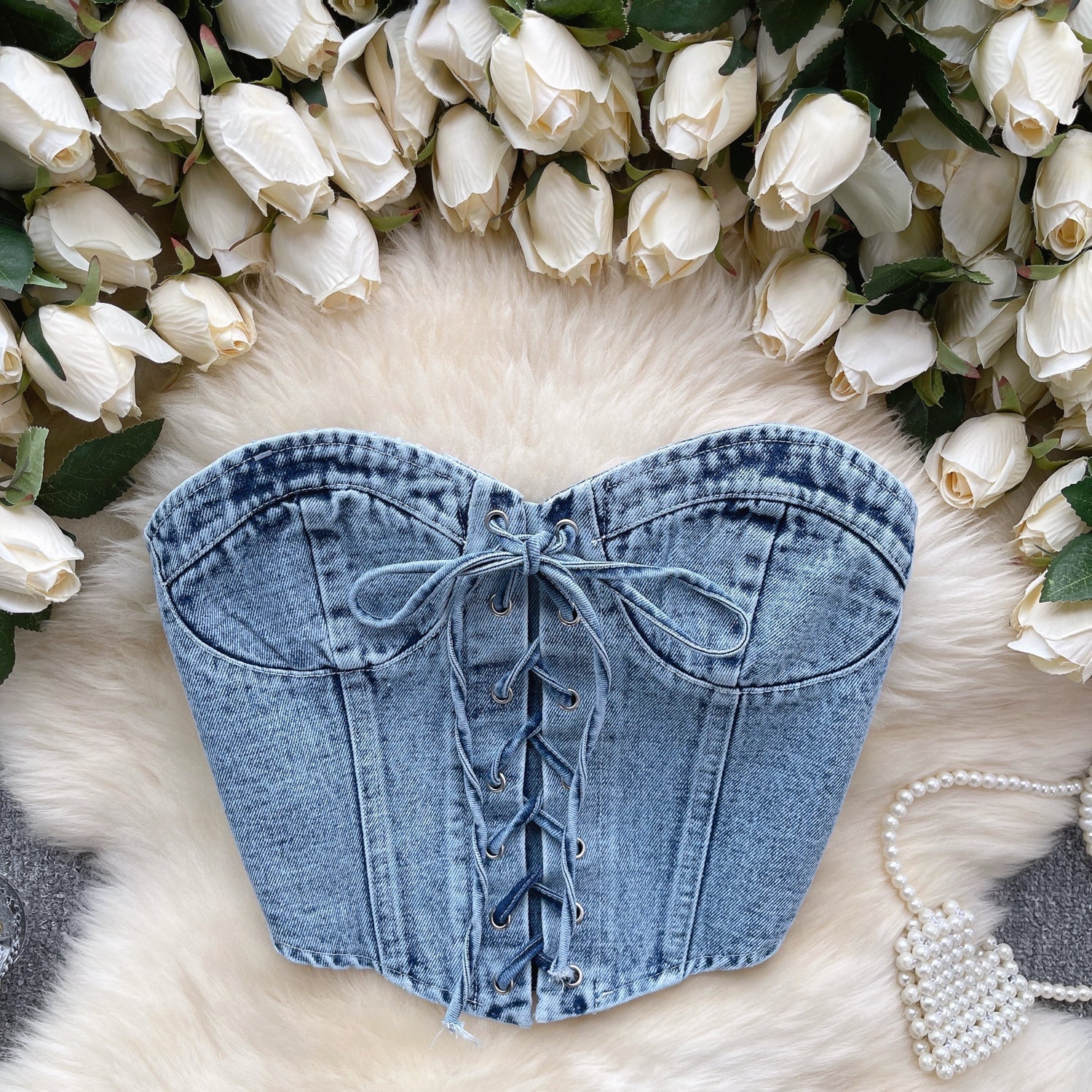 Hottie Dantel Detaylı Kısa Denim Üst
